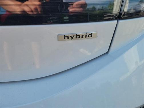 2024 Hyundai SONATA Hybrid Limited