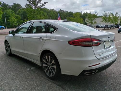 2020 Ford Fusion SE