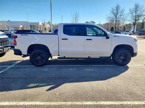 2025 Chevrolet Silverado 1500 Custom Trail Boss
