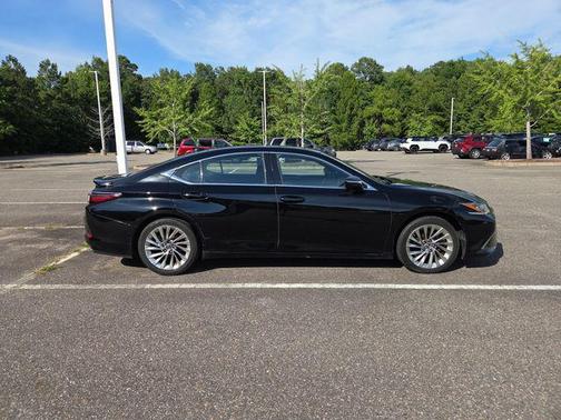 Obsidian 2020 Lexus ES 350 Luxury