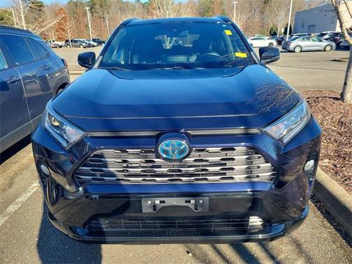 2021 Toyota RAV4 Hybrid SE