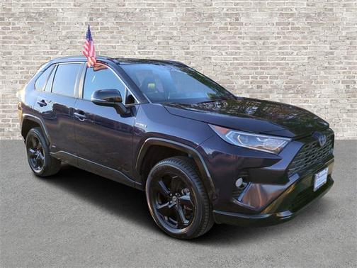 2021 Toyota RAV4 Hybrid SE