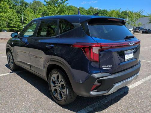 Dark Ocean Blue 2026 Kia Seltos LX