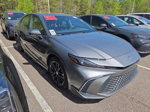 Heavy Metal 2025 Toyota Camry SE