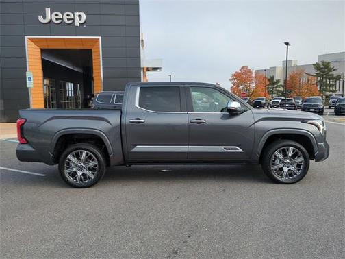 2024 Toyota Tundra Hybrid Capstone
