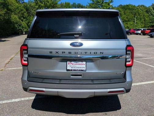 Iconic Silver Metallic 2024 Ford Expedition Max Limited