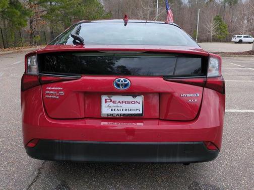 2020 Toyota Prius XLE