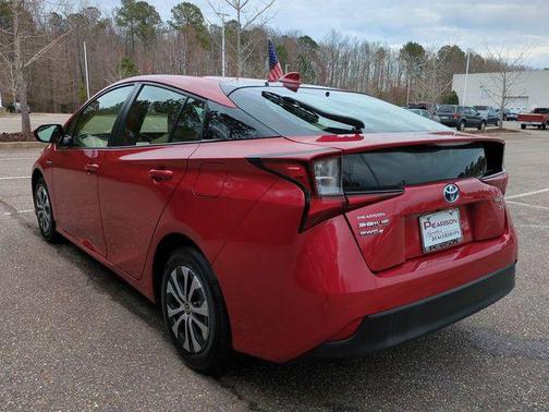 2020 Toyota Prius XLE