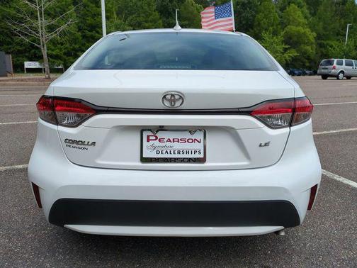 Super White 2021 Toyota Corolla LE
