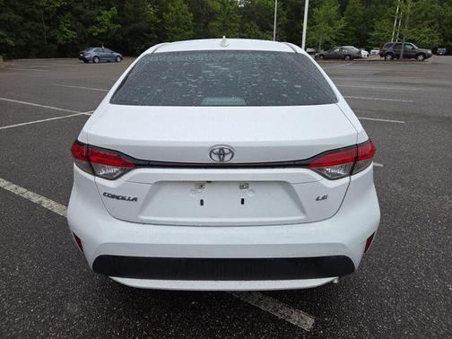 Super White 2021 Toyota Corolla LE