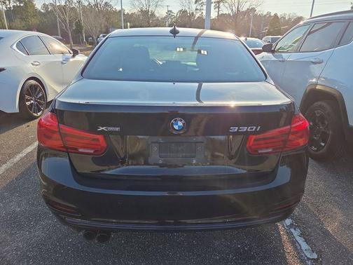 2018 BMW 330 xDrive