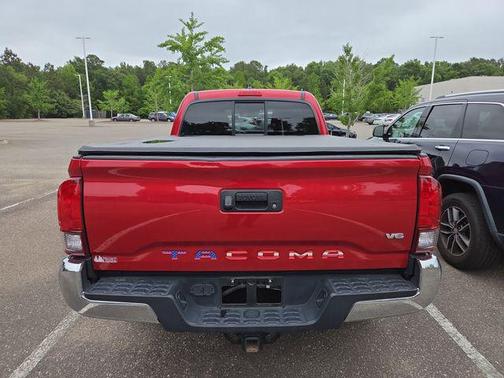 Barcelona Red Metallic 2018 Toyota Tacoma TRD Off Road