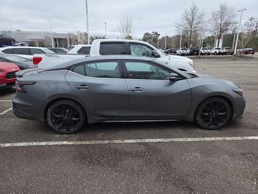 2023 Nissan Maxima SR Xtronic CVT