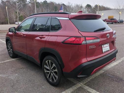 2023 Toyota Corolla Cross XLE