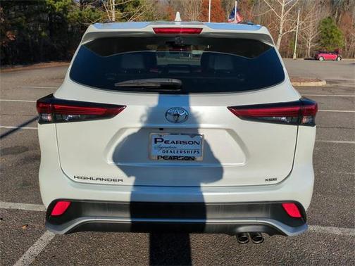 2023 Toyota Highlander XSE