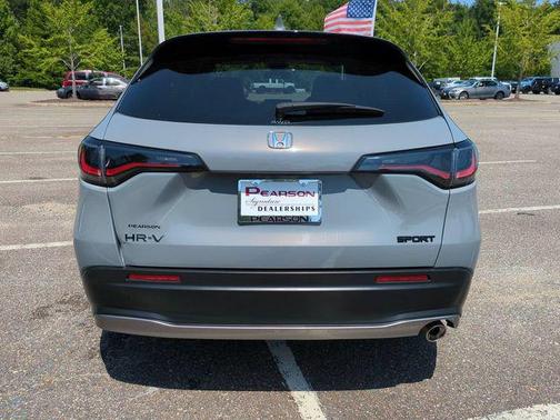 Urban Gray Pearl 2024 Honda HR-V Sport