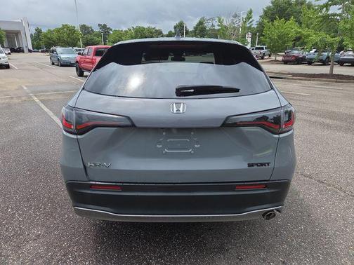 Urban Gray Pearl 2024 Honda HR-V Sport