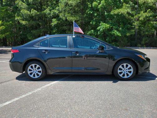Black Sand Pearl 2021 Toyota Corolla LE