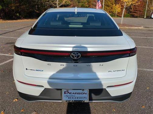 2026 Toyota Crown Platinum