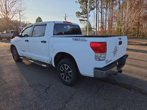 2011 Toyota Tundra Grade