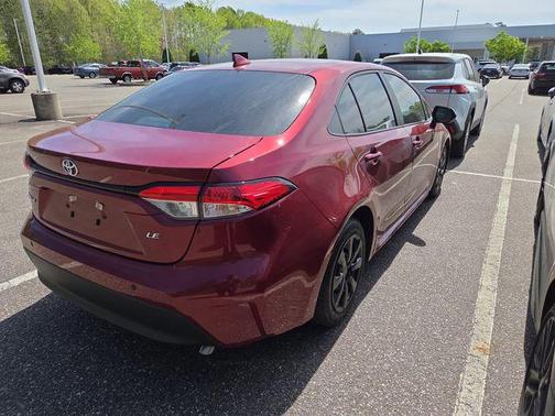 Ruby Flare Pearl 2025 Toyota Corolla LE