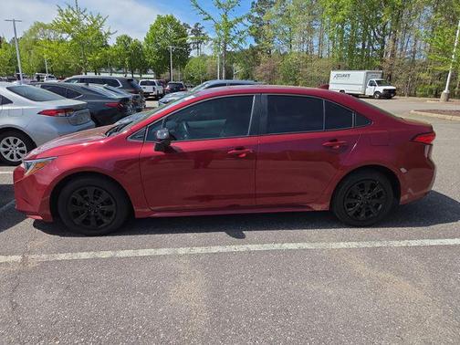 Ruby Flare Pearl 2025 Toyota Corolla LE