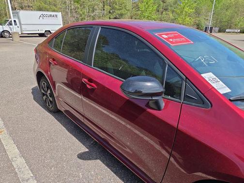 Ruby Flare Pearl 2025 Toyota Corolla LE