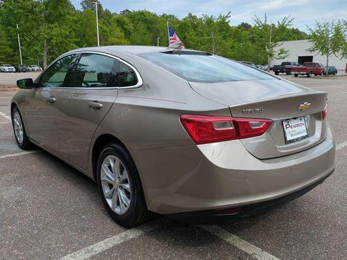 Mineral Gray Metallic 2025 Chevrolet Malibu FWD 1LT
