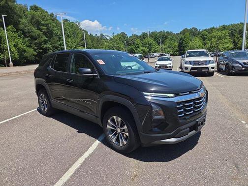 Mosaic Black Metallic 2025 Chevrolet Equinox 1LT