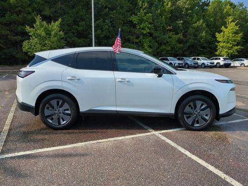 White Pearl 2026 Nissan Murano SL