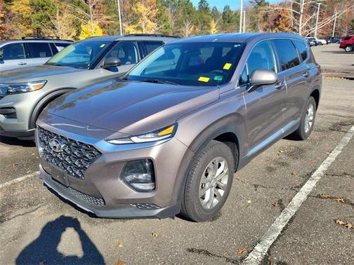 2019 Hyundai SANTA FE SE 2.4