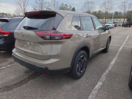2025 Nissan Rogue SV