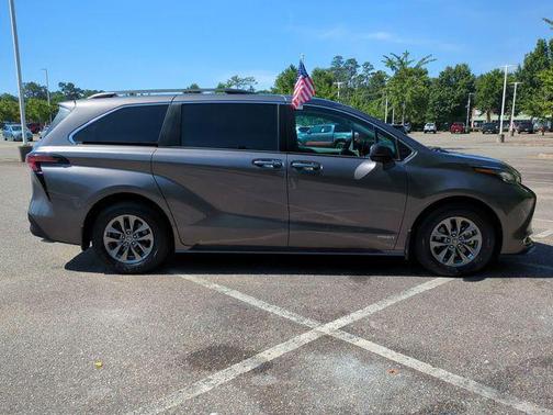 Predawn Gray Mica 2021 Toyota Sienna XLE 7 Passenger