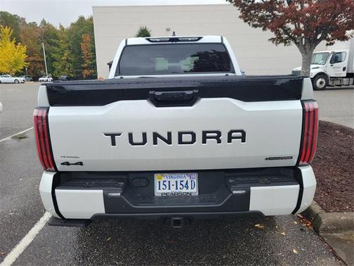 2025 Toyota Tundra Hybrid Platinum