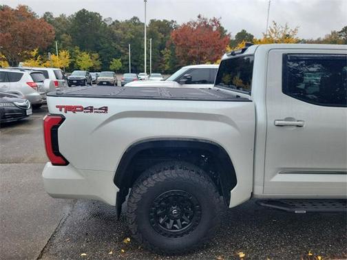 2025 Toyota Tundra Hybrid Platinum
