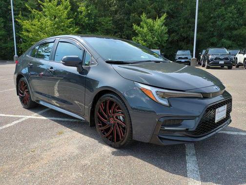 Underground/Midnight Black Metallic 2026 Toyota Corolla SE