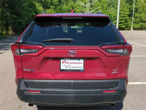 2019 Toyota RAV4 LE
