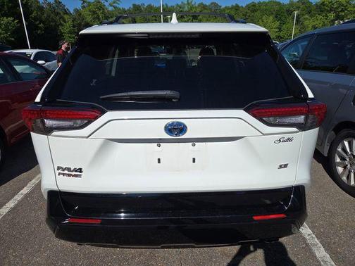 Super White 2021 Toyota RAV4 Prime SE