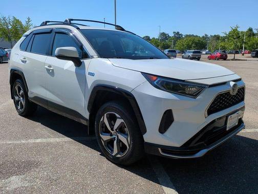 Super White 2021 Toyota RAV4 Prime SE