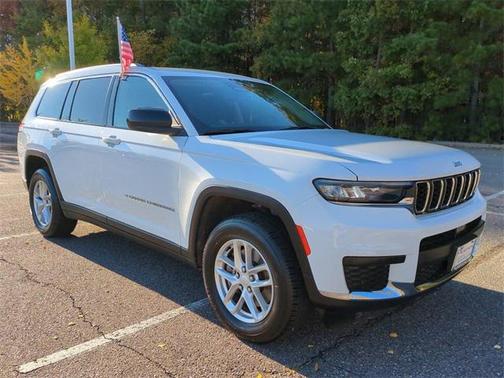2023 Jeep Grand Cherokee L Laredo
