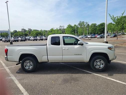 2022 Toyota Tacoma SR5