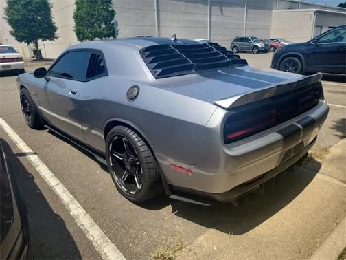 2016 Dodge Challenger SRT 392