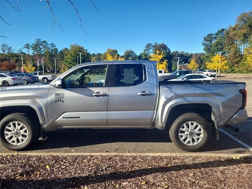 2024 Toyota Tacoma SR5