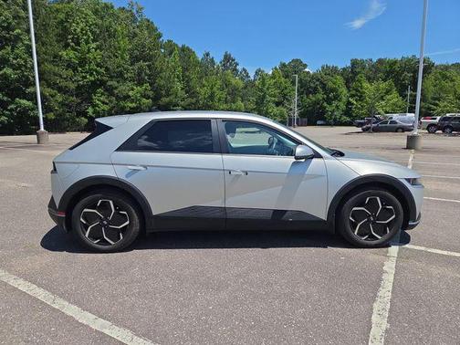 Gravity Gold (Matte Gold) 2024 Hyundai IONIQ 5 SEL