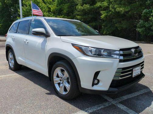 Blizzard Pearl 2019 Toyota Highlander Limited