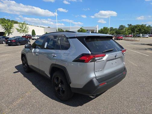 Silver Sky Metallic 2020 Toyota RAV4 Hybrid XLE