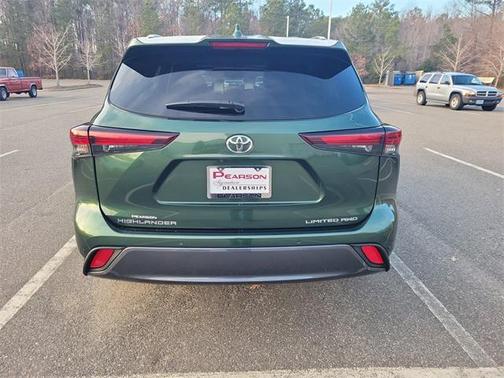 2024 Toyota Highlander Limited