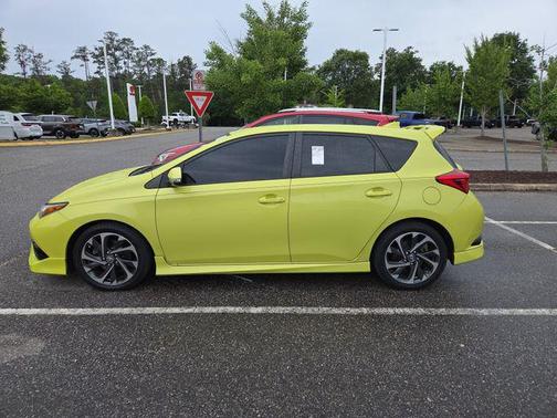 Spring Green 2017 Toyota Corolla iM Base