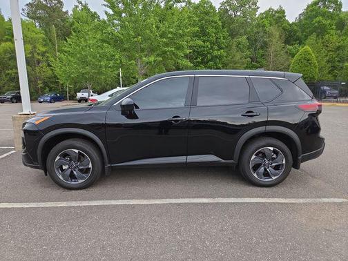 Super Black 2026 Nissan Rogue SV