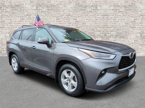 2021 Toyota Highlander LE